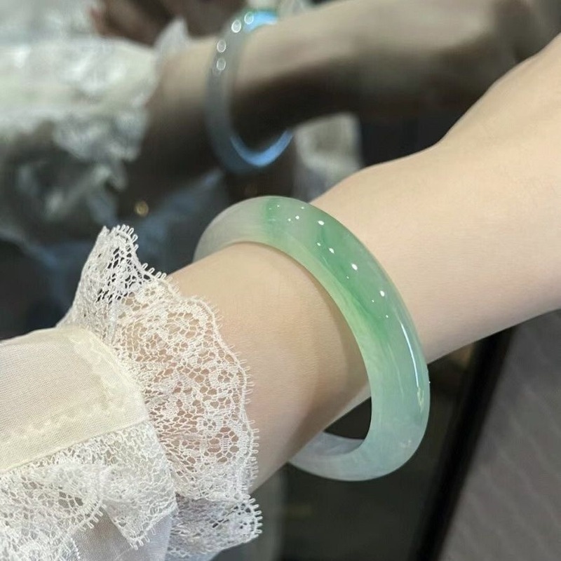 Bracelets - Мьянманский натуральный ледяной нефрит с цветочными