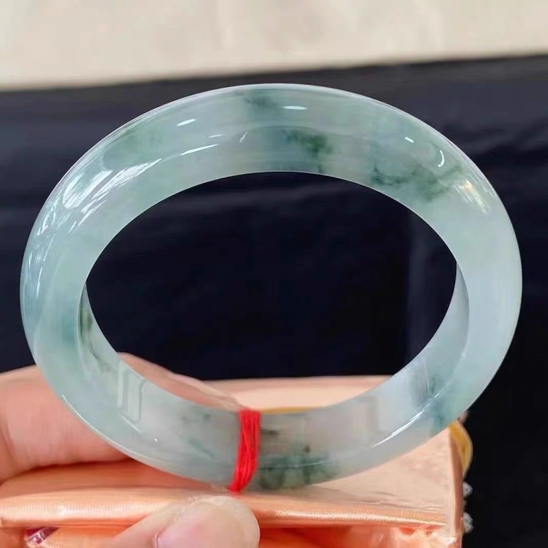 Женский браслет из мьянманског – обзор и цена Bracelets