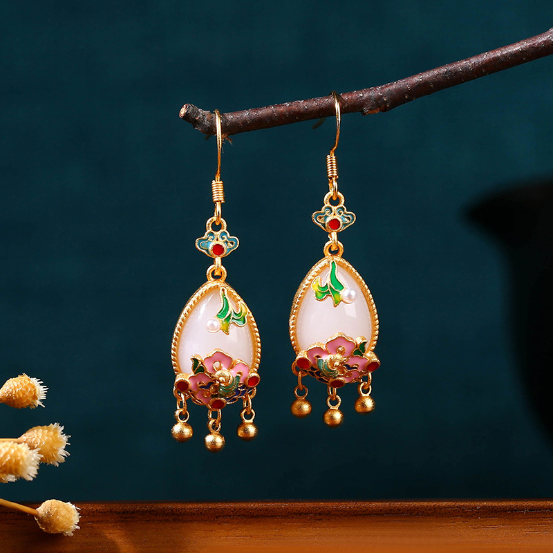 Серьги с натуральным нефритом  – обзор и цена Earrings